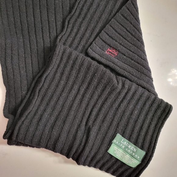 Scarf - Picture 2 of 2